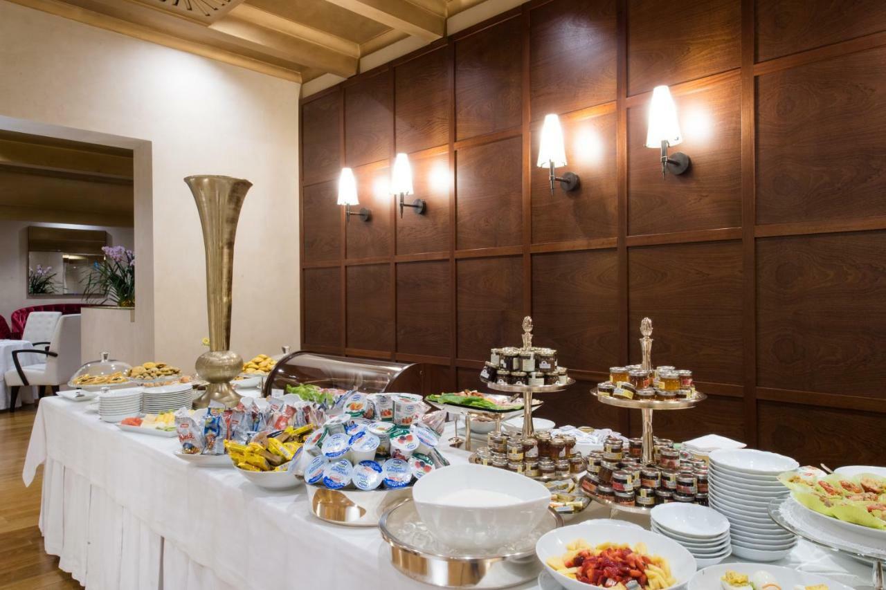 Hotel Rua Frati 48 In San Francesco Modena Eksteriør bilde