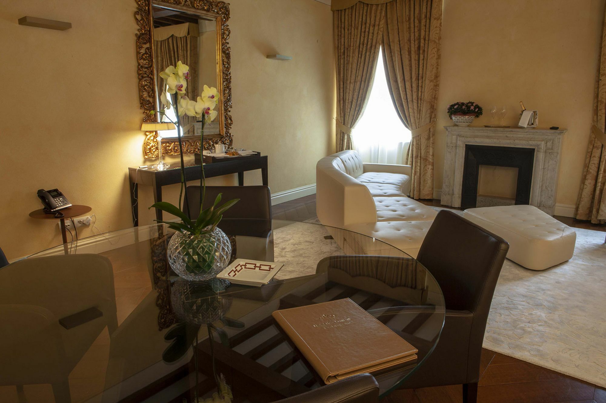 Hotel Rua Frati 48 In San Francesco Modena Eksteriør bilde